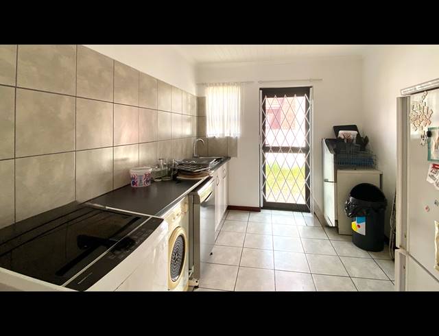 3 BEDROOM HOUSE FOR SALE IN LAAIPLEK